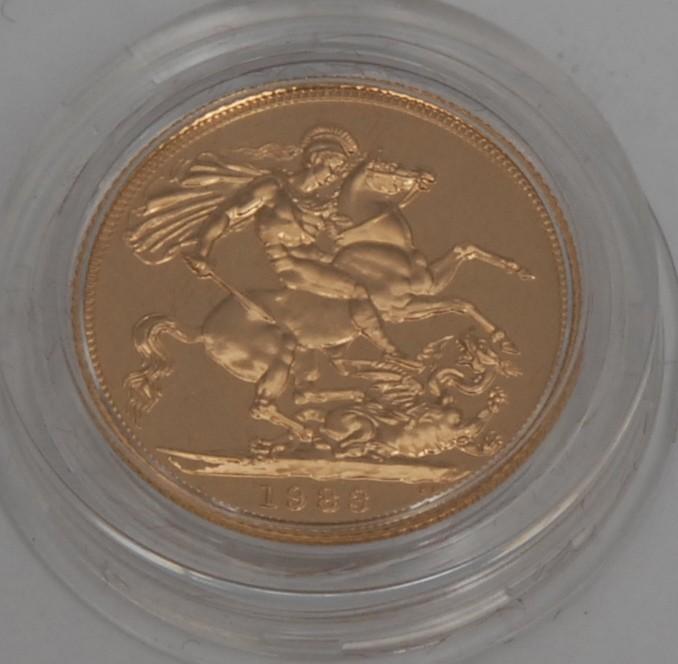 Coin, GB, Elizabeth II, 1983 gold sovereign, obv: Arnold Machin head, from the Royal Portrait - Bild 2 aus 2