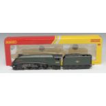 Hornby OO Gauge R2784X BR Class A4 4-6-2 "Mallard" locomotive and eight wheel tender (DCC fitted),