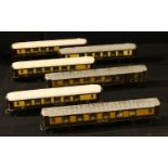 Model Railway - Tri-ang and Hornby OO Gauge Pullman coaches including Mary, Lucille and Anne, each