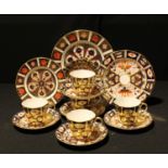 A Royal Crown Derby 1128 pattern plate, 21.5cm diameter, first quality; another, 16cm; five 2451