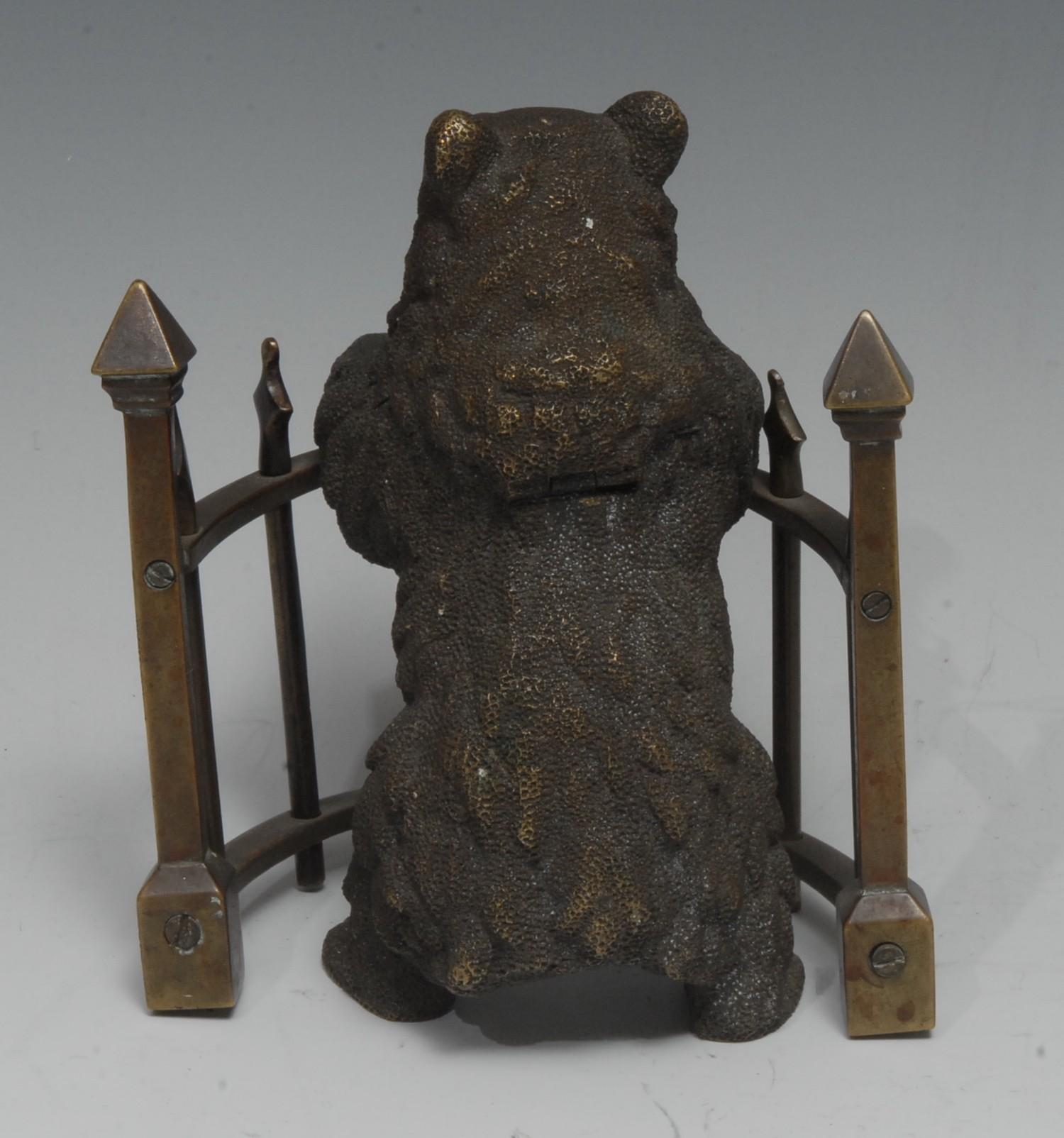 A 19th century brown patinated bronze novelty inkwell, as a Russian bear, on hind legs behing - Bild 3 aus 3