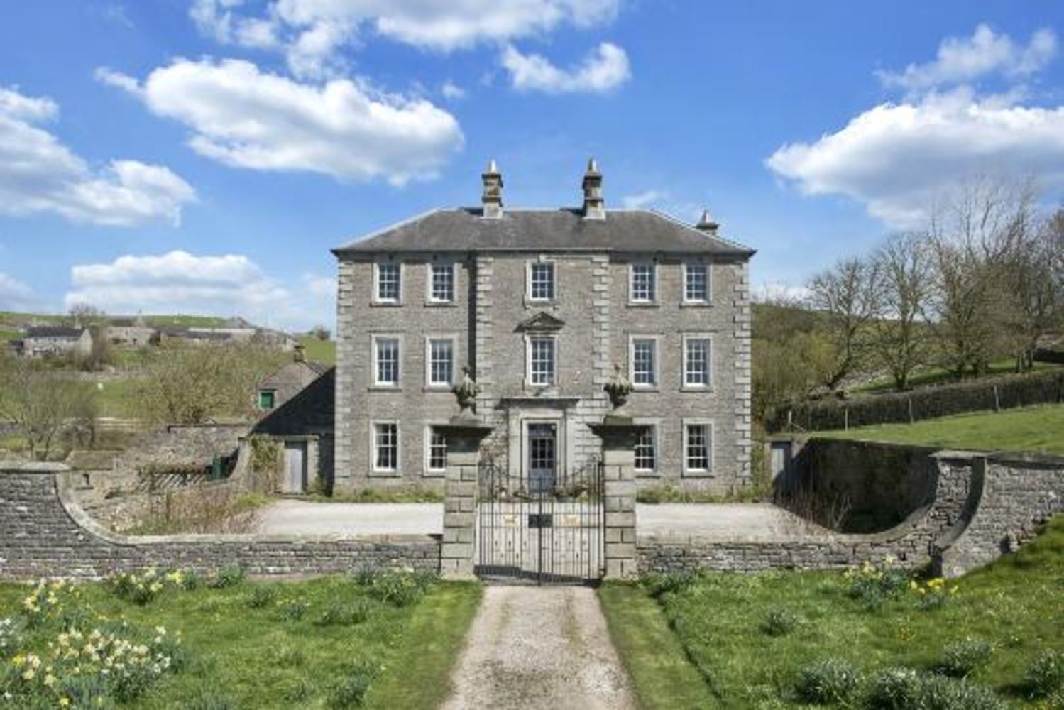 Three Day Fine Art and Antique Auction to include the selected contents of Casterne Hall, Derbyshire  - online only