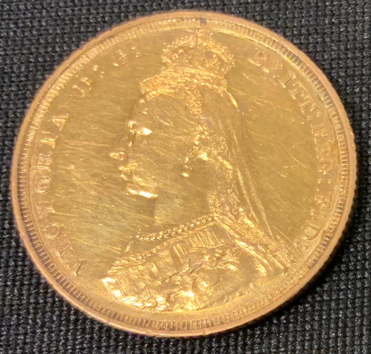 A Victorian Jubilee Head full gold gold sovereign, 1887