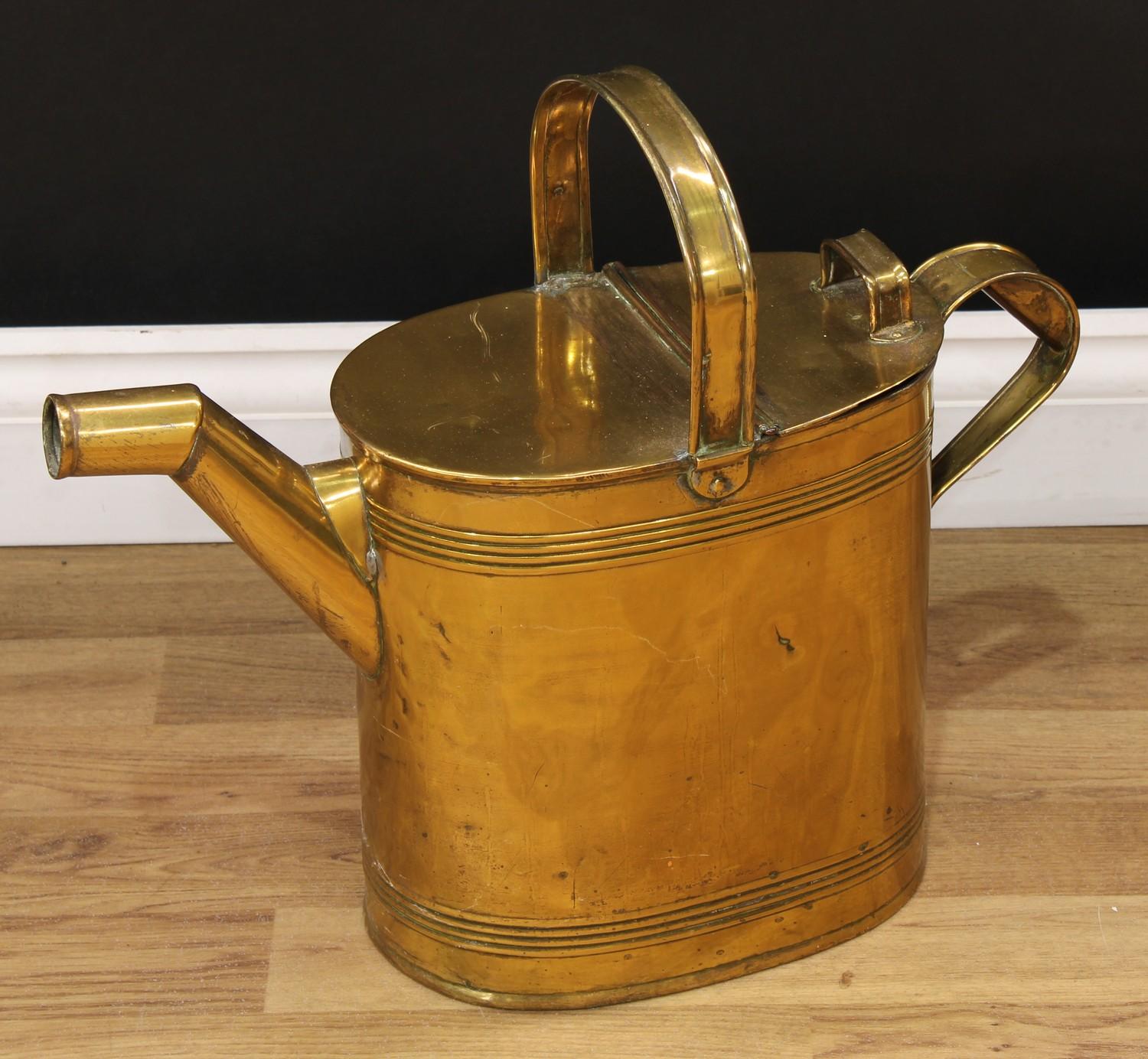 A graduated set of four 19th century brass hot water cans, the largest 39cm high over handle (4) - Image 5 of 5
