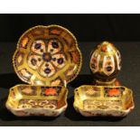 A Royal Crown Derby 1128 pattern Imari Egg on Stand, 8cm , gold stopper, printed mark; an 1128