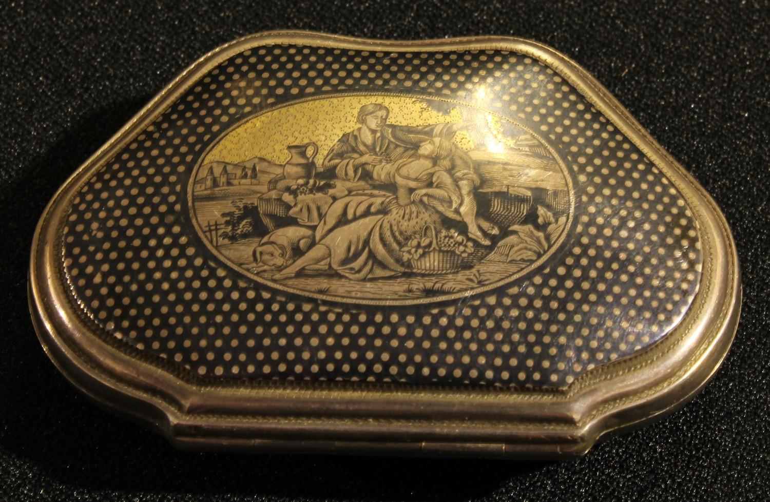 A Continental silver and niello purse, 7.5cm wide