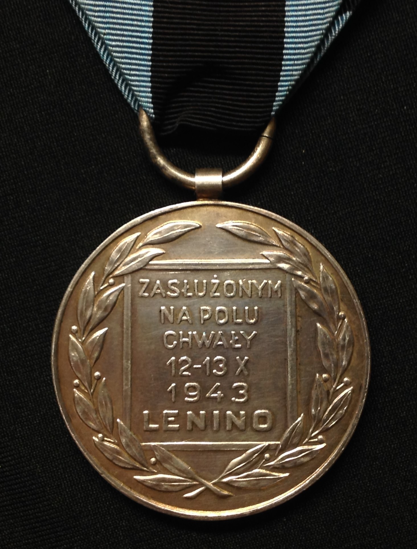 Polish Medal Zasluzonym na Polu Chwalyoland, Medal for Merit on the Field of Glory 2nd Class in - Image 3 of 4