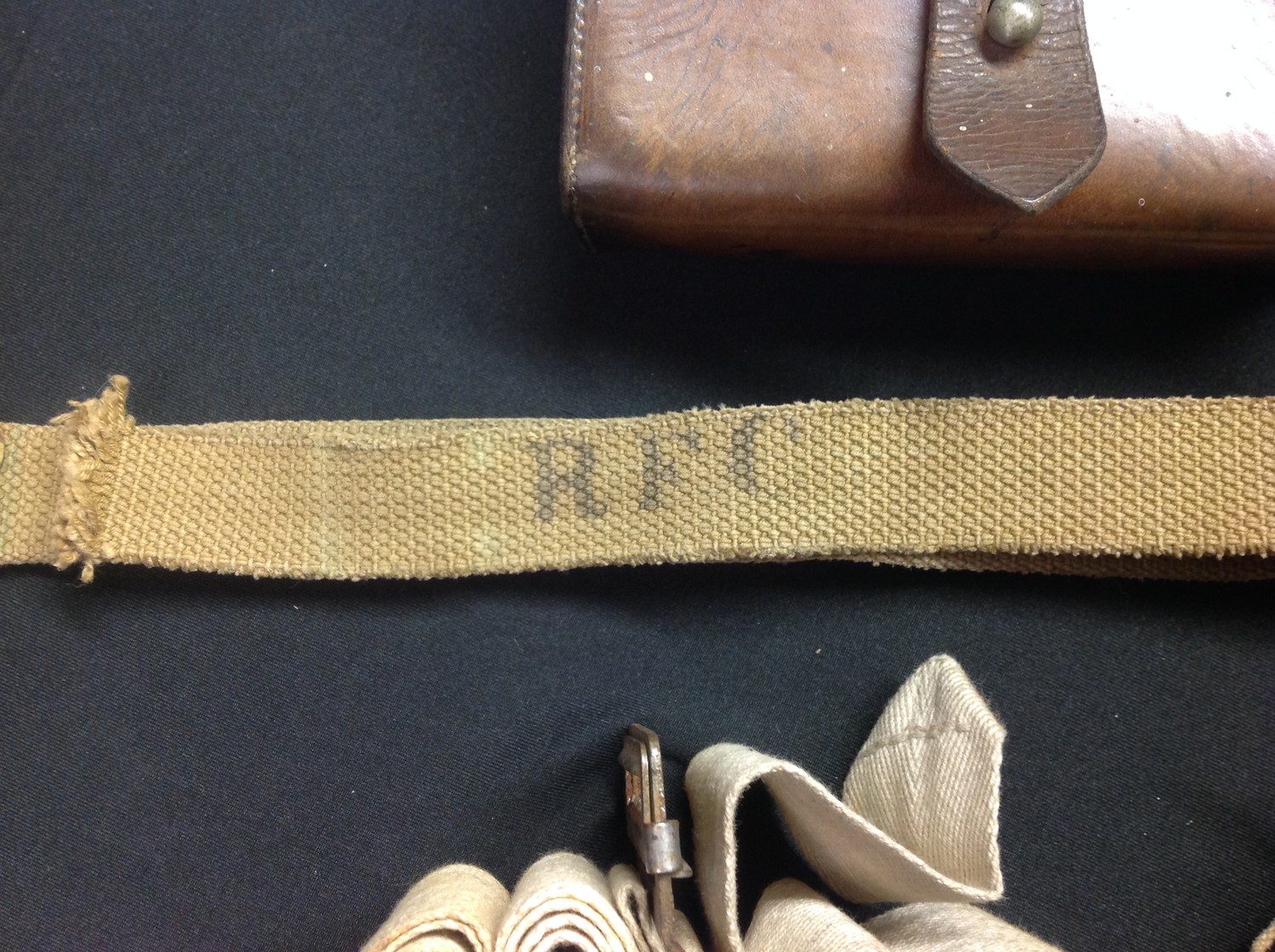 WW1 British 1908 Pattern Webbing Large Pack, maker marked and dated "MECO 1915" along with unit - Image 3 of 7