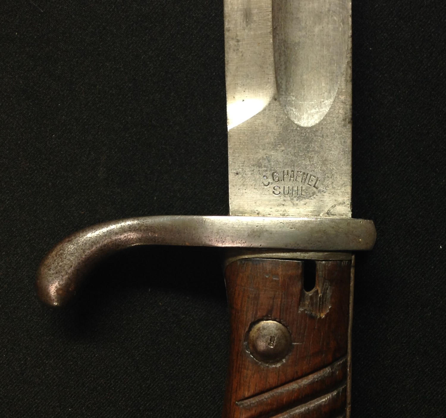 WW1 Imperial German 1898/05 Butcher Bayonet with fullered single edge blade 367mm in length. Maker - Image 5 of 10