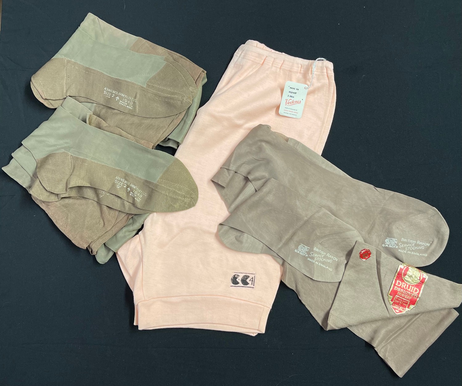 WW2 British ATS and later WRAC Knickers with CC41 Utility mark, pair of wartime seamed service