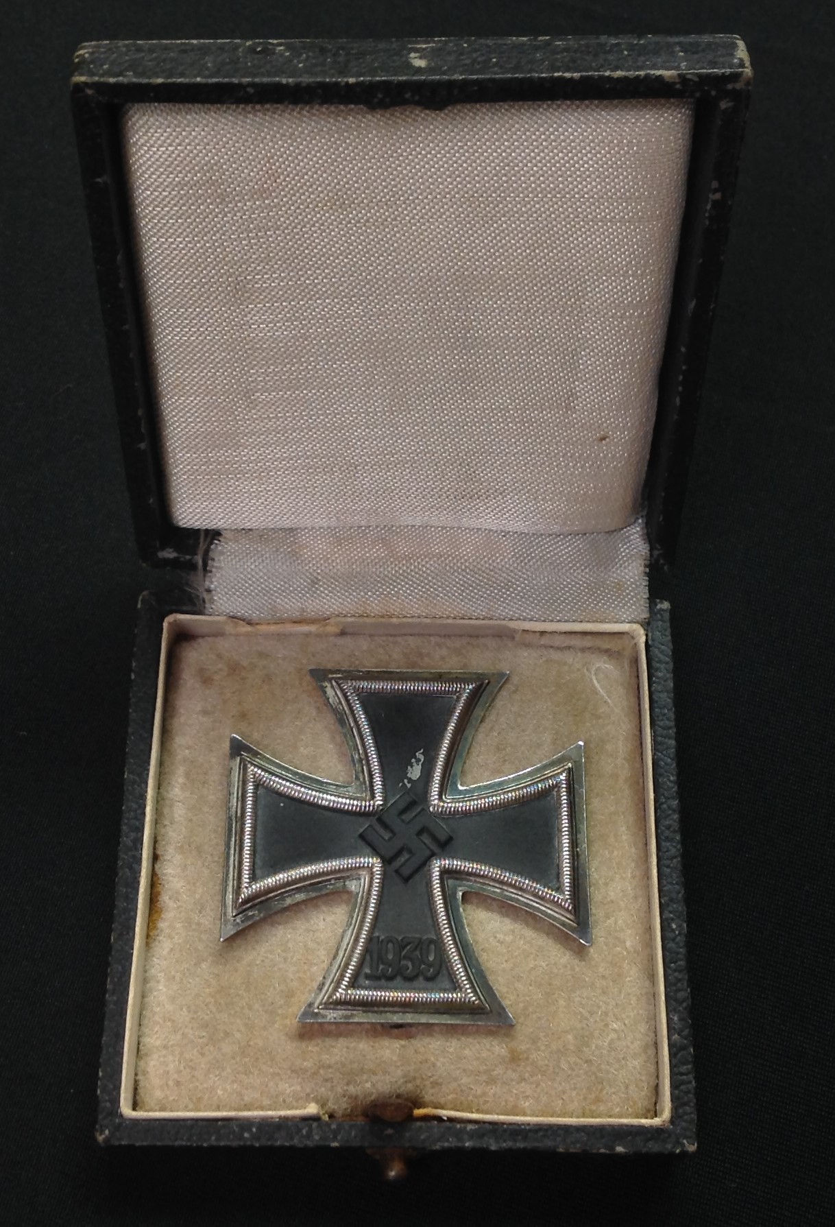 WW2 Third Reich Eisernes Kreuz I Klasse. Iron Cross 1st Class maker marked 65 for "Klein &