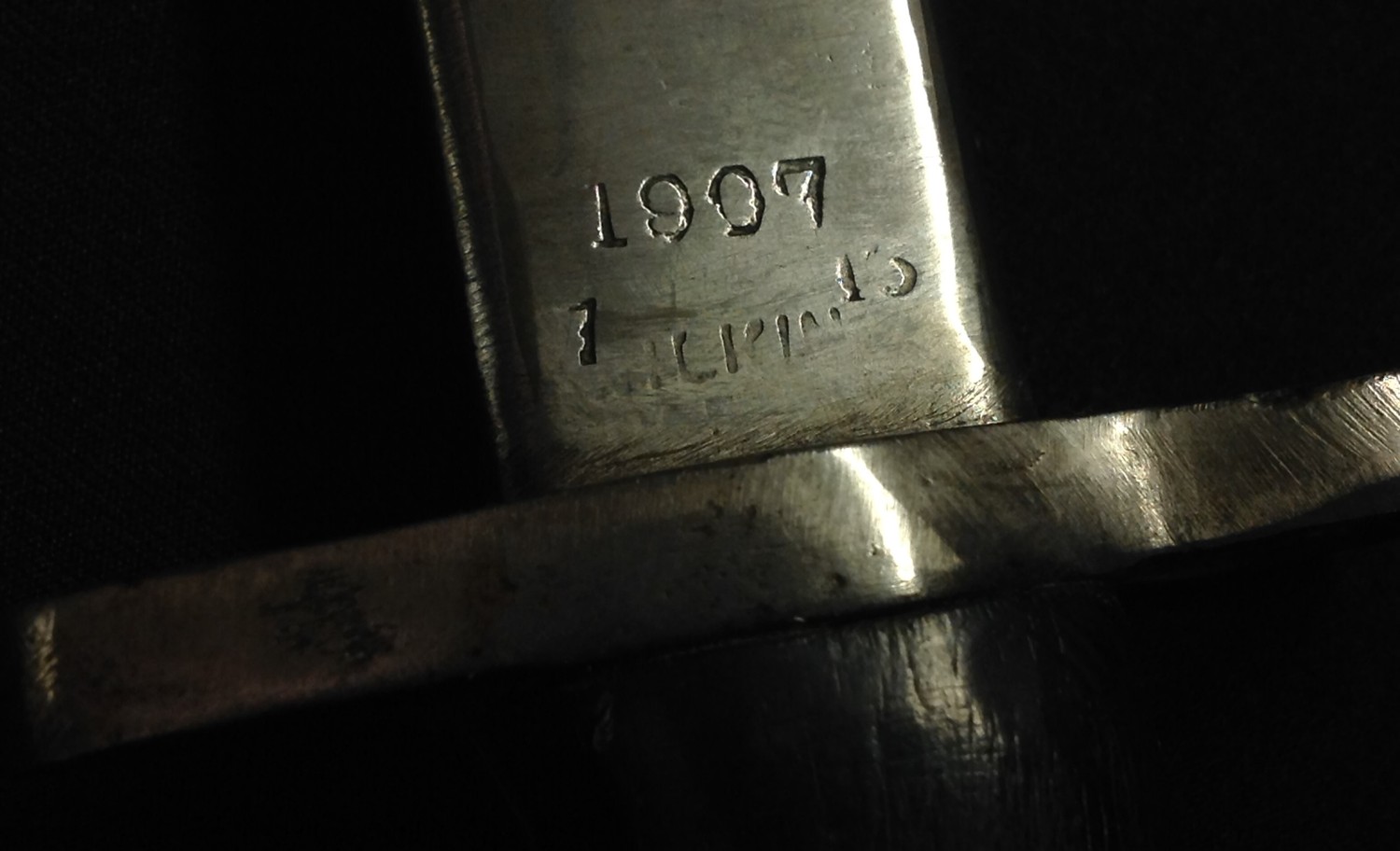 WW1 British 1907 Pattern Bayonet maker marked and dated Wilkinson 7 16. No release catch. Single - Image 8 of 8