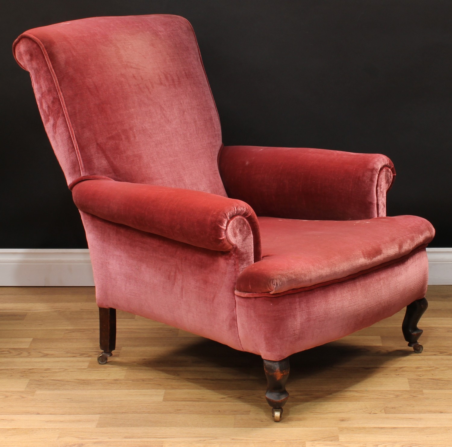 A Howard style easy armchair, scroll back, scroll arms, stuffed-over upholstery, 90cm high, 80cm - Bild 3 aus 4