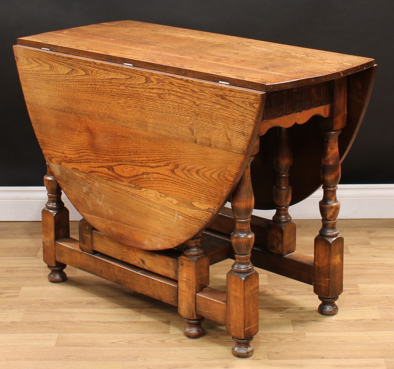 A 17th century style gateleg dining table, 73cm high, opening to 143cm wide, 99.5cm deep; a set of - Bild 2 aus 8