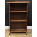 An Arts and Crafts oak open bookcase, 110cm high, 76cm wide, 32cm deep