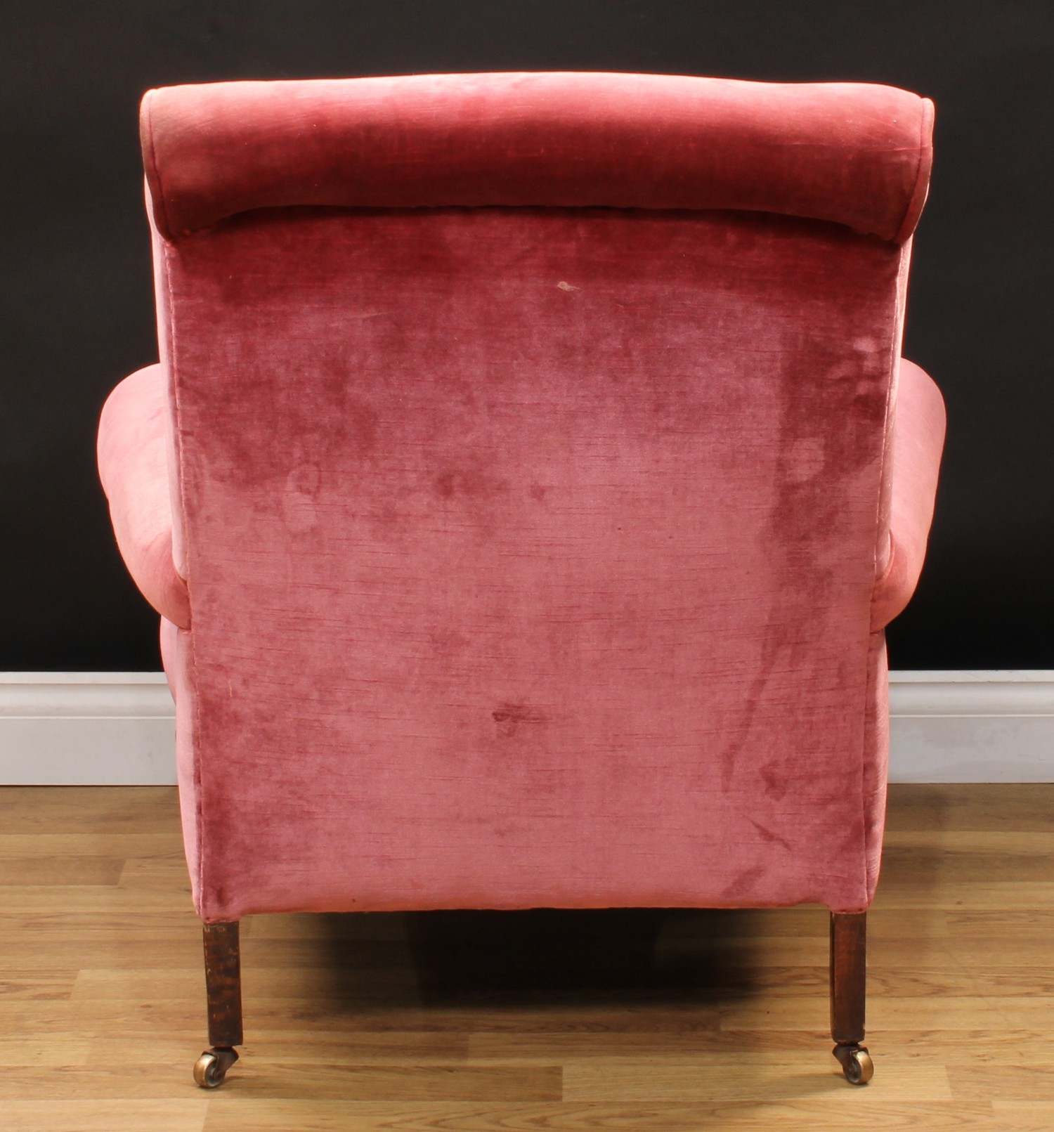 A Howard style easy armchair, scroll back, scroll arms, stuffed-over upholstery, 90cm high, 80cm - Bild 4 aus 4