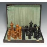 A boxwood and ebonised upright chess set, the Kings 11cm high