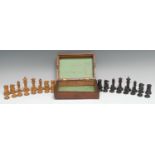 A boxwood and ebony Staunton pattern chess set, the Kings 7cm high