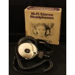 A set of retro Dynatron Hi-Fi Stereo Headphones, Model SP2, original box, c.1975