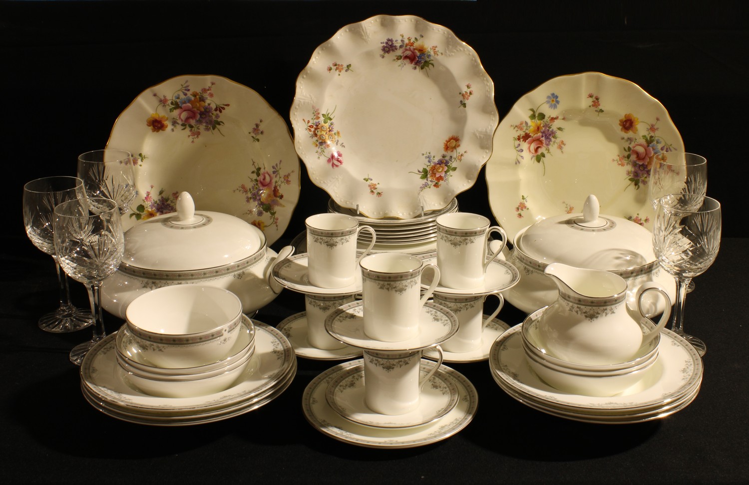 A Royal Doulton York pattern dinner service for six, comprising pair of vegetable dishes and covers,
