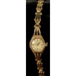 A ladies 9ct gold bracelet wristwatch, 16.2g gross