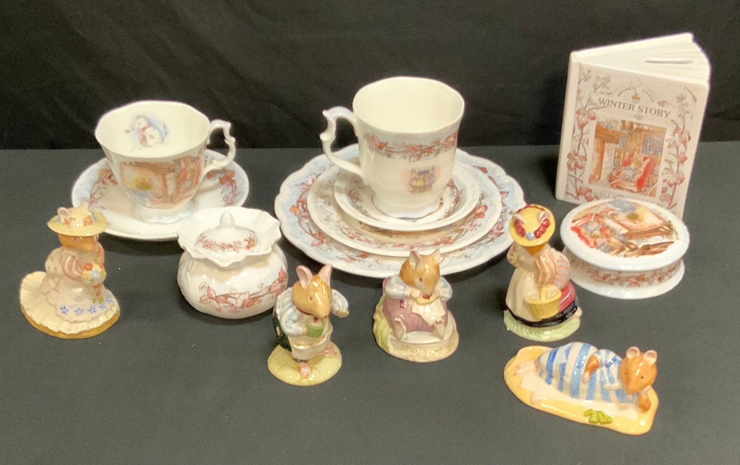 Brambly Hedge - five models, Mr Saltapple; Poppy Eyebright; Lady Woodmouse etcc; conforming