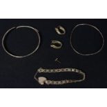 A 9ct gold gate link bracelet, heart locket, 8g; etc