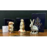 A Royal Crown Derby Paperweight, Chester Chipmunk, Sinclairs 2004-2005 signed limited edition,