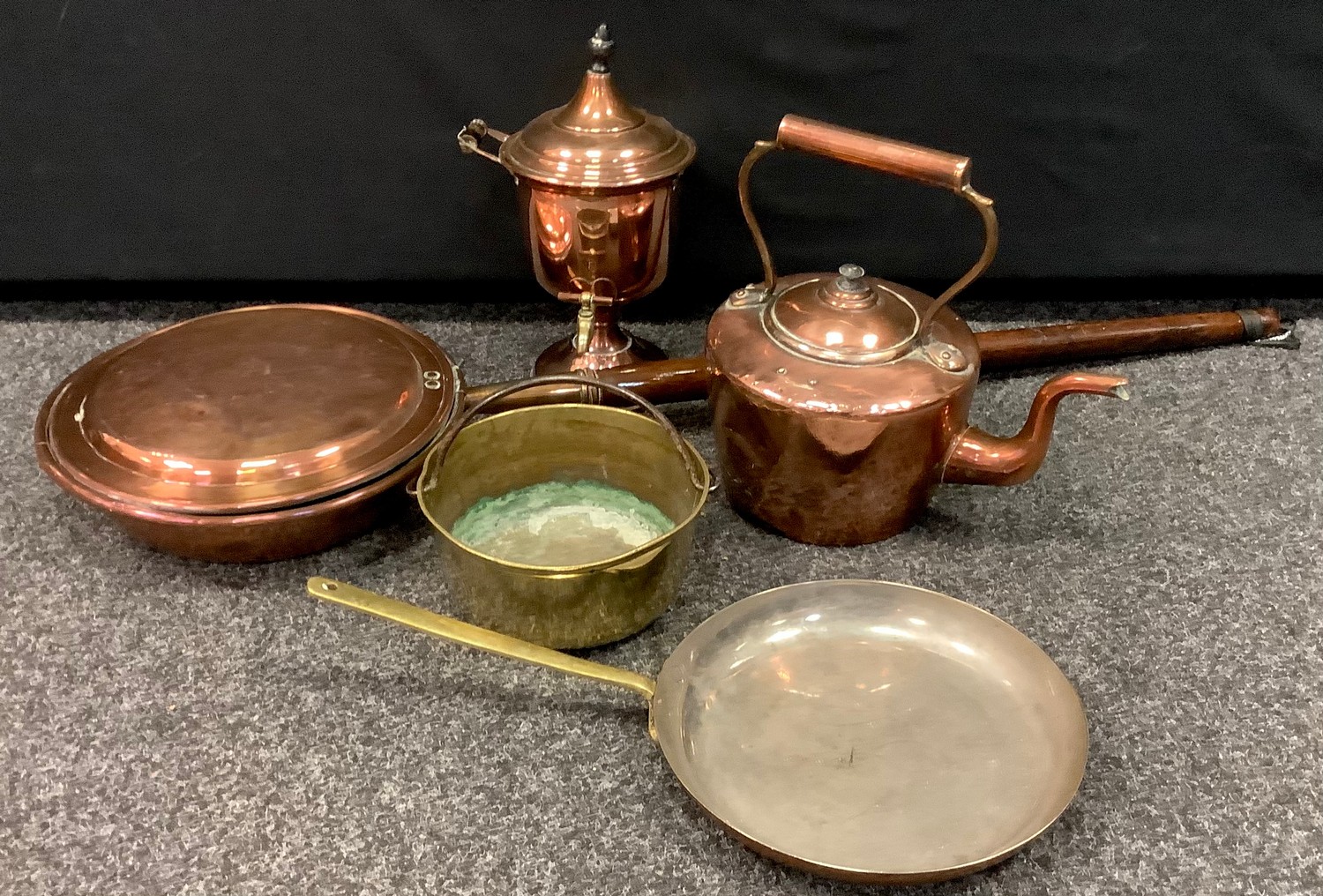 Metal Ware - a Victorian copper kettle, a copper sauce pan; a 19th century bed pan; a brass jam pan;