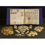 Coins: a collection of mainly 20th century circulated UK and foreign coins, to include a plastic