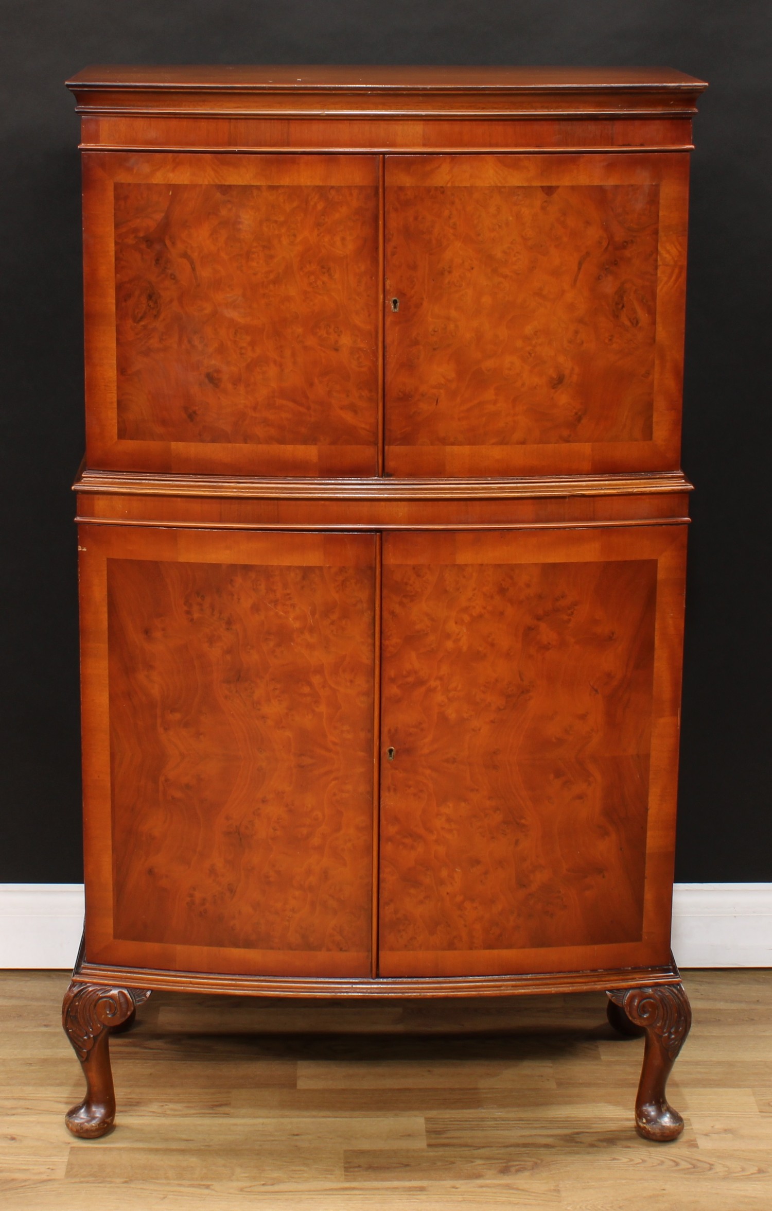 A walnut drinks cabinet, moulded cornice above a pair of cupboard doors enclosing a stepped - Image 7 of 9