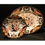 A Royal Crown Derby Imari palette 383 pattern oval serving platter, 33cm, second; a 383 pattern