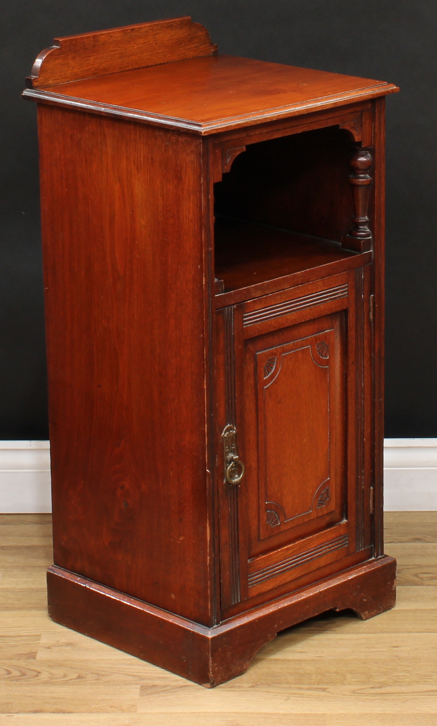 An Edwardian mahogany bedroom cupboard; others similar; a bow front chest of seven drawers, 109cm - Image 6 of 12