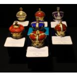 A Royal Crown Derby paperweight, royal commemorative crown, Prince of Wales Coronet, gold stopper,