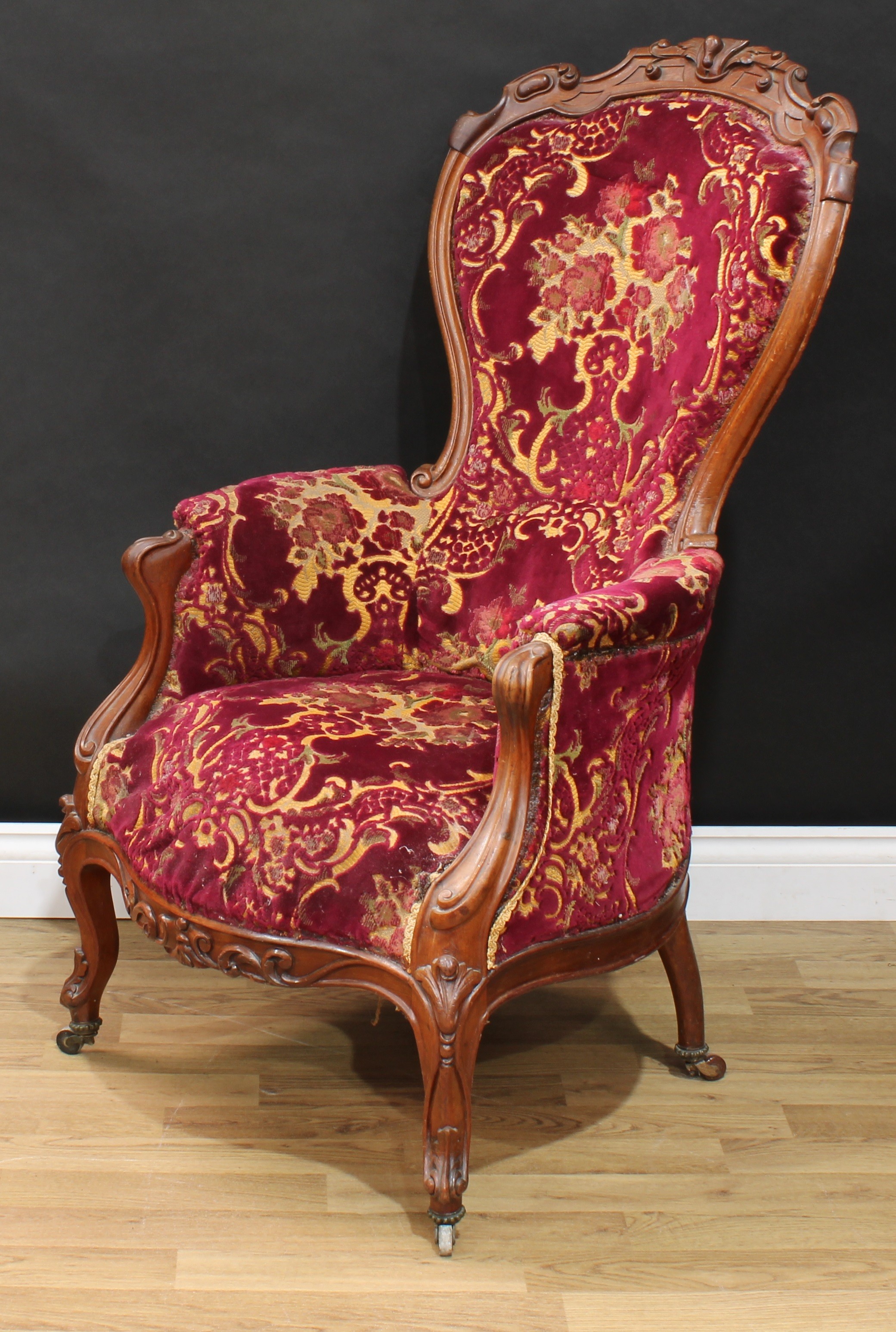 A Victorian spoon back drawing room chair, 111cm high, 65cm wide, the seat 42cm wide and 38cm deep - Image 3 of 3