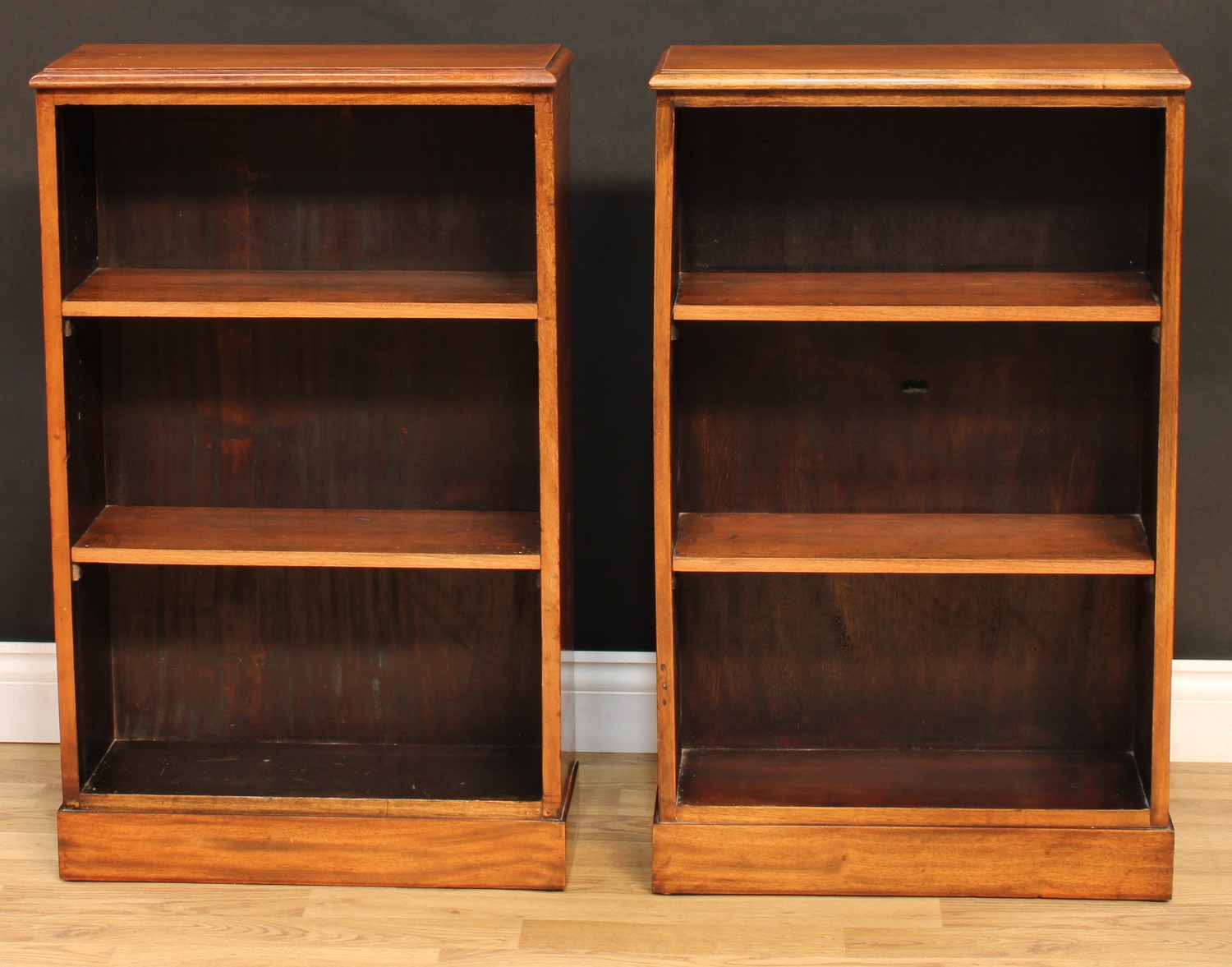 A pair of mahogany open bookcases, of small proportions, each with a moulded rectangular top above - Image 2 of 3