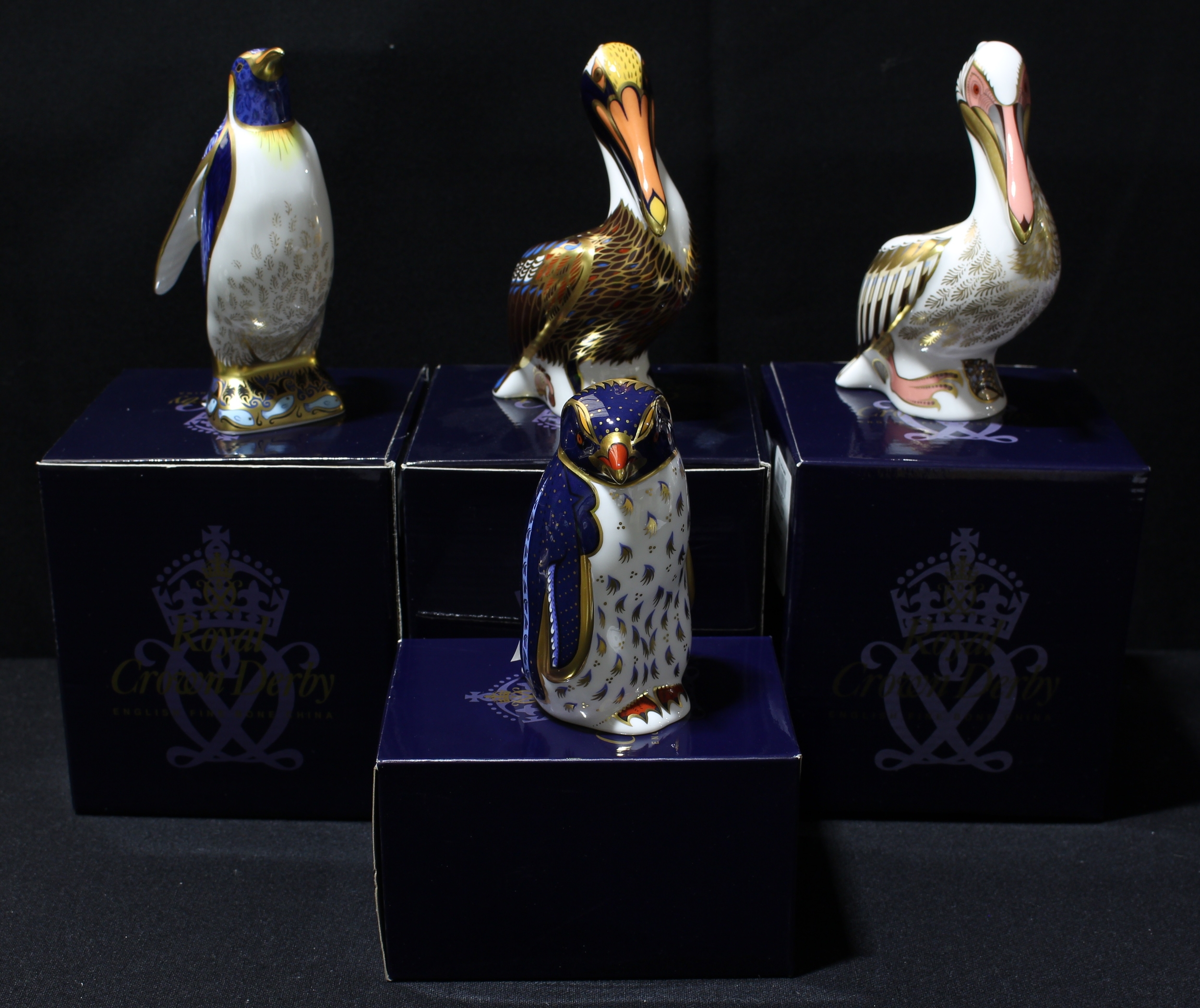 A Royal Crown Derby paperweight, White Pelican, limited edition, 524/5,000, gold stopper,