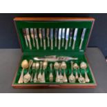 A canteen of EPNS Old English pattern plated flatware, cased