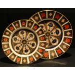 A Royal Crown Derby Imari palette 1128 pattern dinner plate, 27cm diameter, printed marks, second