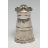 A George V silver novelty pepper grinder, as a coopered milk churn, 8cm high, Hukin & Heath,