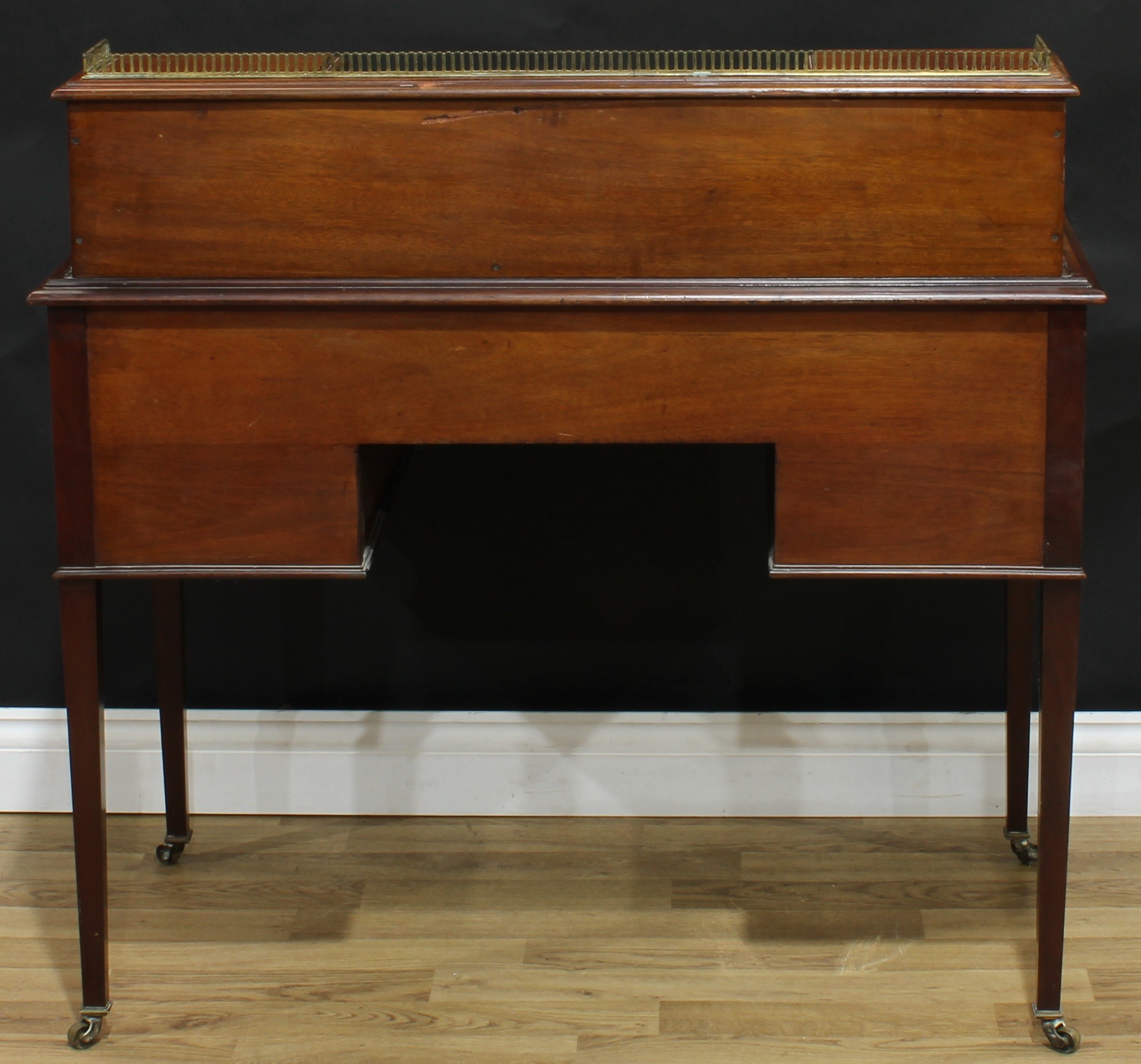 An Edwardian mahogany writing table, of bonheur du jour proportions, the inverted break-centre - Image 6 of 6