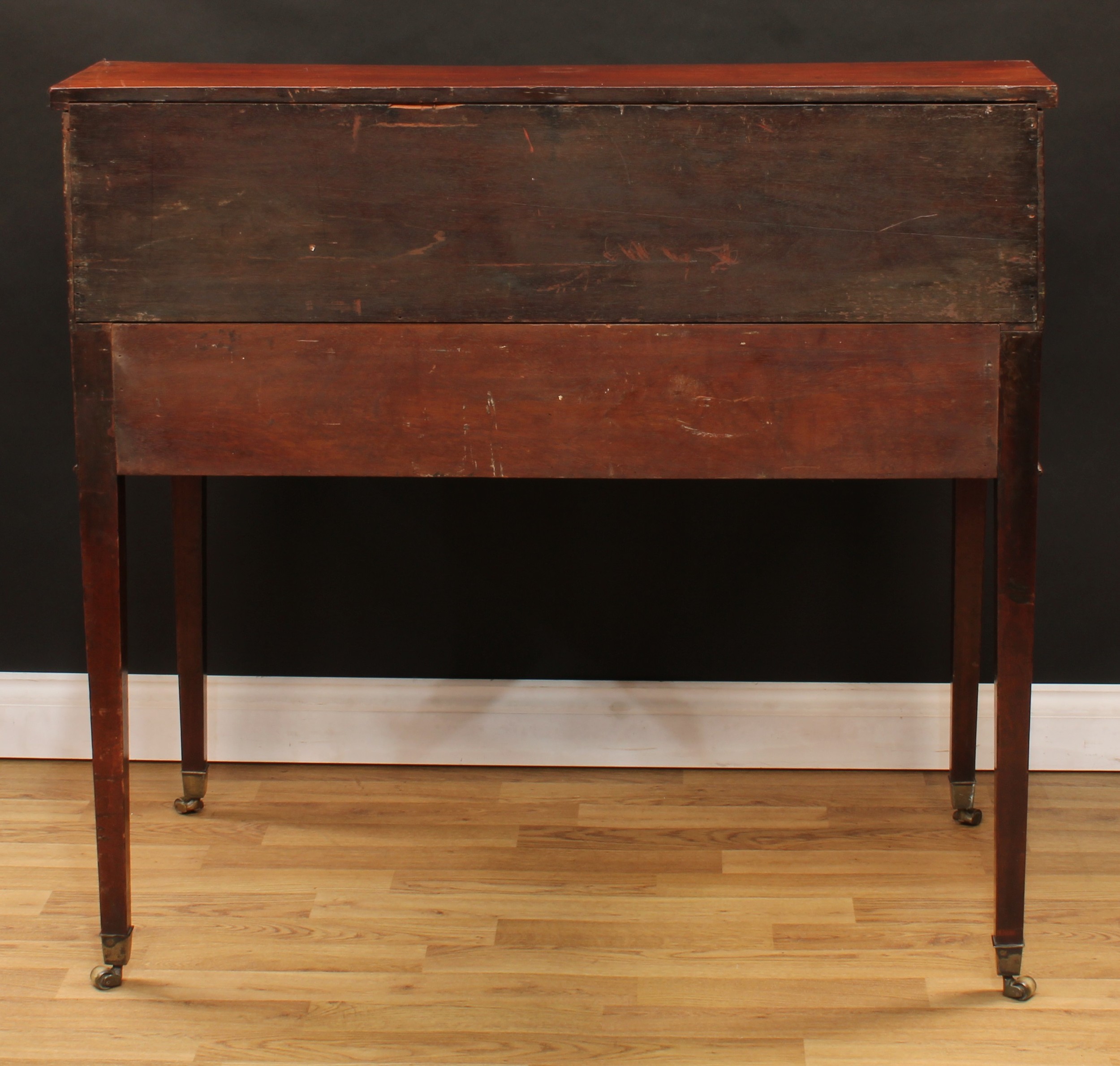 A George III mahogany tambour-fronted writing desk, oversailing top above a retractable front - Image 9 of 9