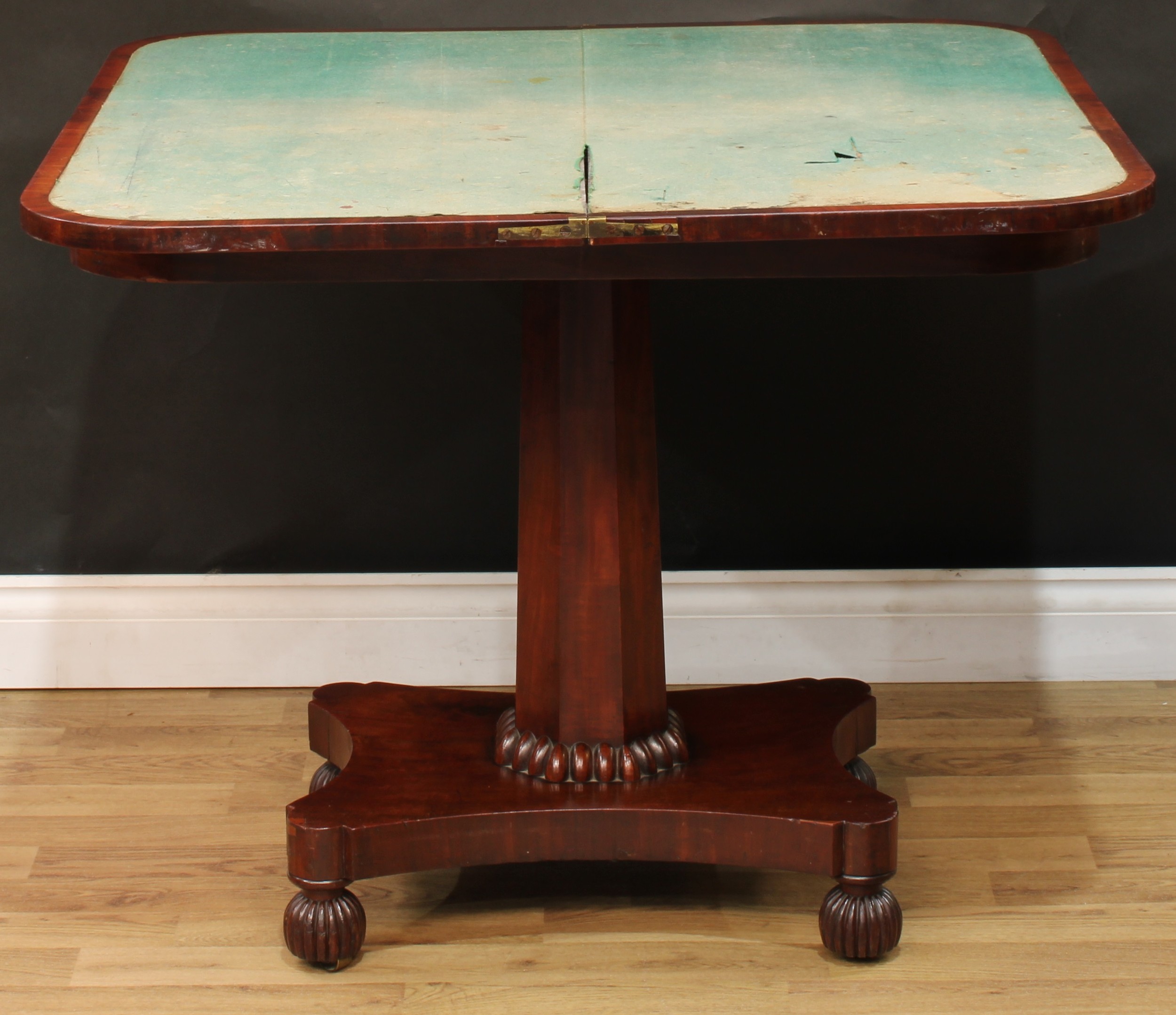 A William IV mahogany card table, hinged top, spreading octagonal column, egg socle, hipped - Image 2 of 5