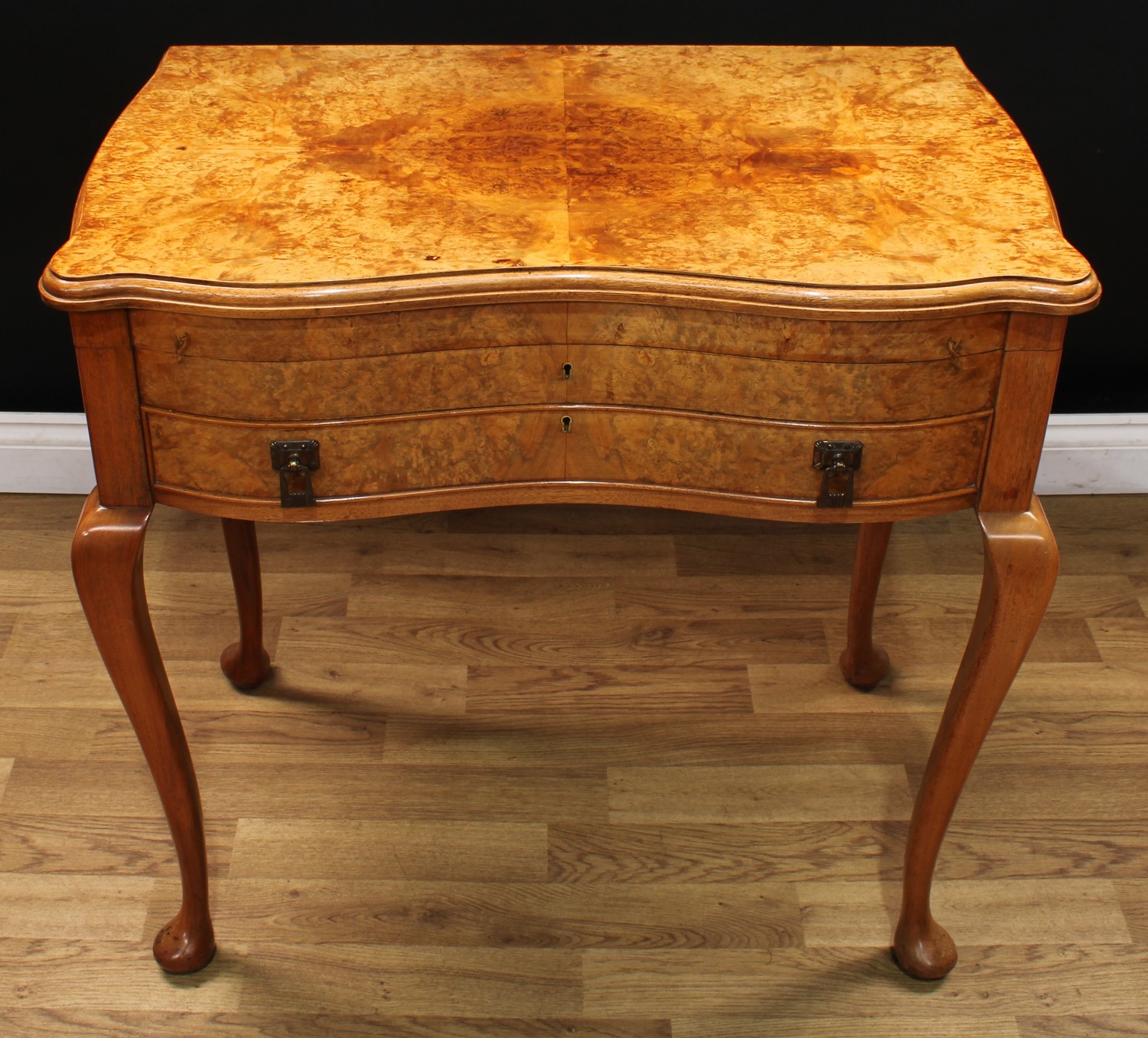 An Art Deco period burr walnut serpentine canteen table, enclosing a George VI service of silver - Image 3 of 7