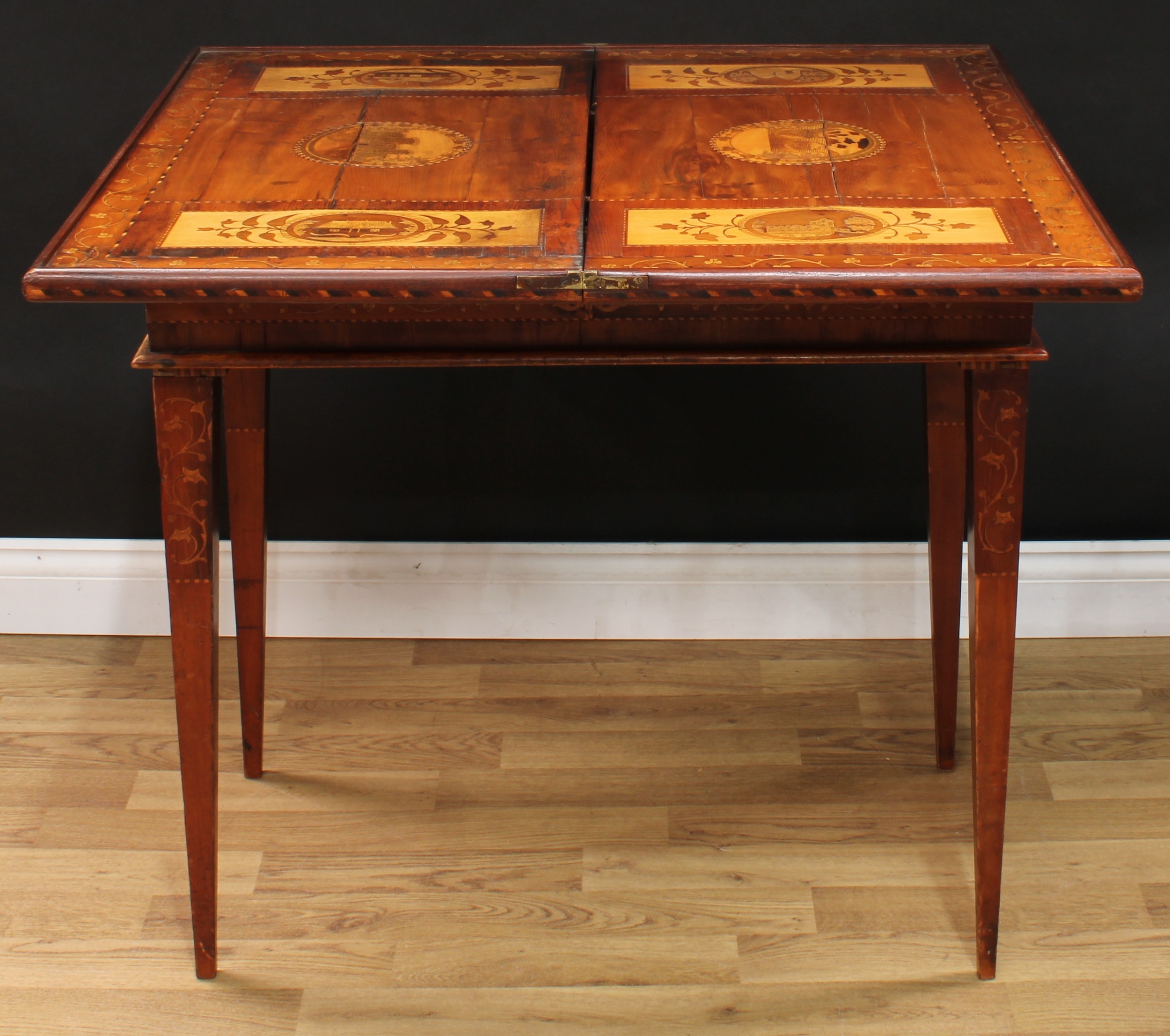 A 19th century Irish Killarney marquetry and yew room centre tea or silver table, hinged rectangular - Image 5 of 15