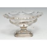 An early 19th century Dutch silver and clear glass sweetmeat dish, 16.5cm wide, Amsterdam 1839