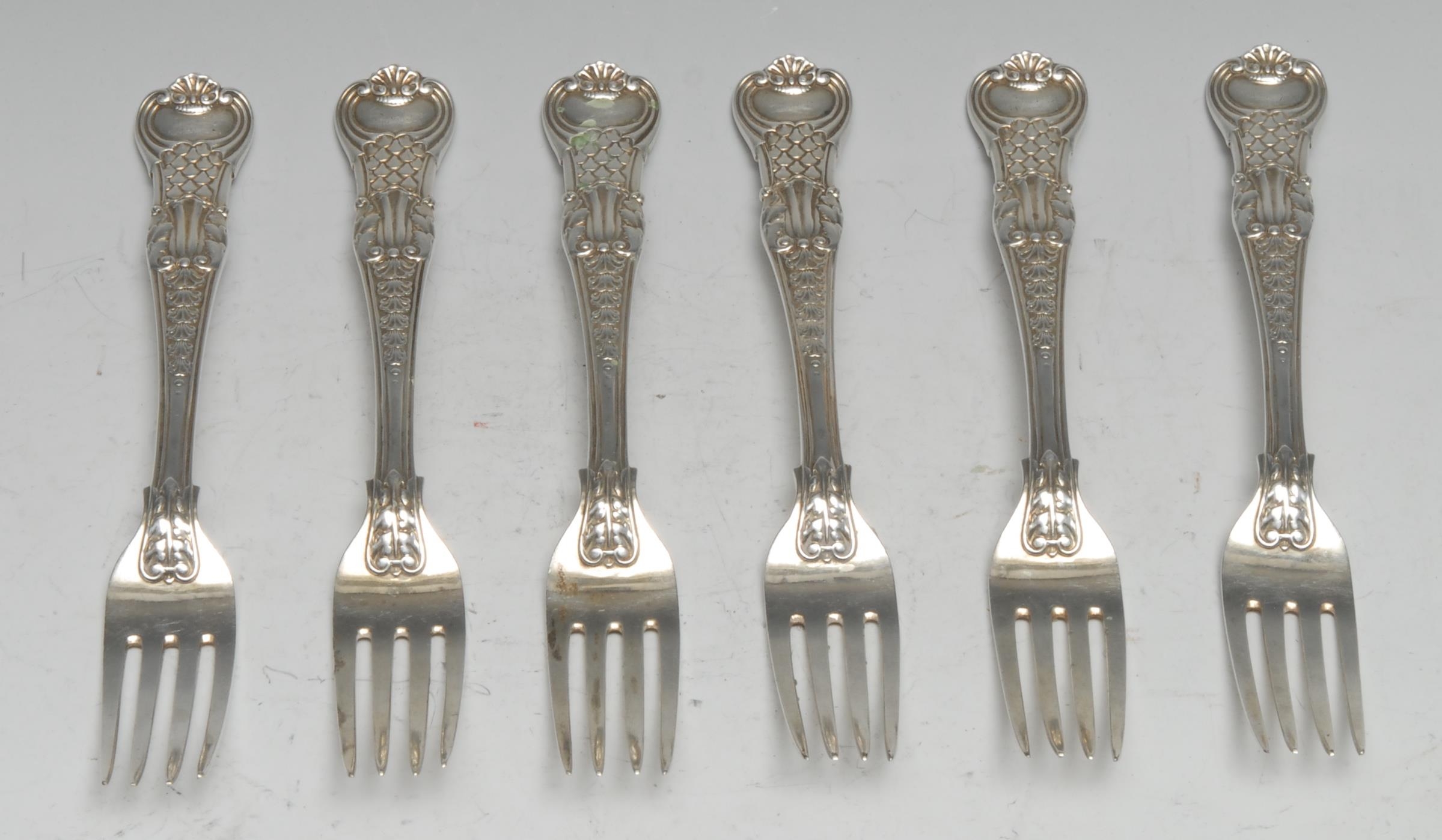 A set of six Victorian silver Coburg pattern dessert forks, John Samuel Hunt, London 1860, 13.25oz