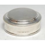 Asprey - an Elizabeth II silver circular dressing table box, quite plain, plush lined interior, 8.