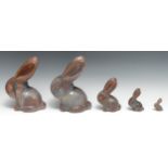 A set of five graduated Bourne Denby Danesby Ware Orient matt glazed Marmaduke rabbits, size 3, 3,