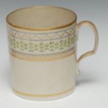 A Pinxton Porter mug, pattern no. 193, decorated in gilt and green with tendrils and bands, 13cm